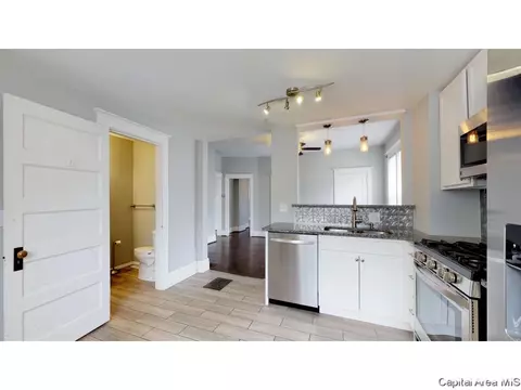 1240 W Governor, Springfield, IL 62704 photo 18