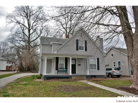 1240 W Governor, Springfield, IL 62704 photo 1
