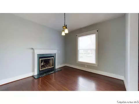 1240 W Governor, Springfield, IL 62704 photo 6