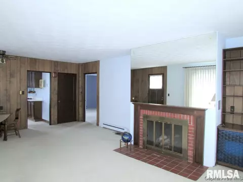 76 W Fairview, Springfield, IL 62711 photo 5