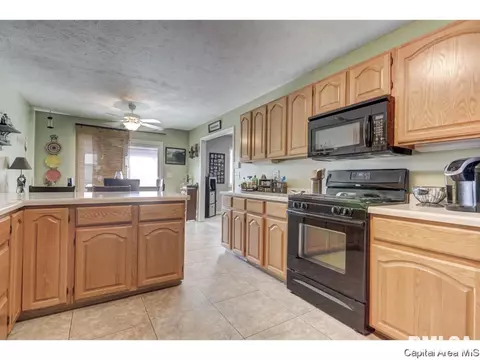 116 Verona Dr, Springfield, IL 62703 photo 11