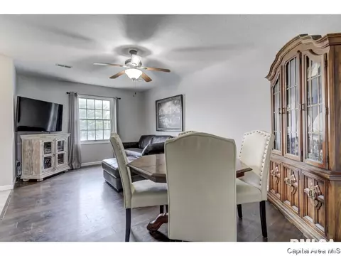 4209 Pickfair Rd, Springfield, IL 62703 photo 5