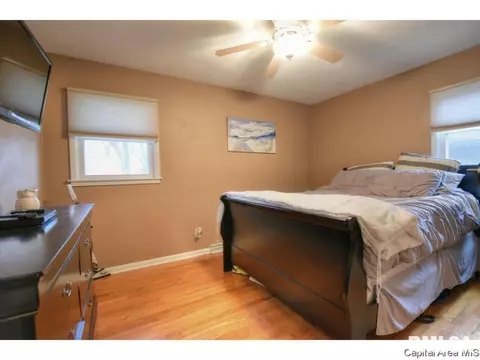 2305 Eastview Dr, Springfield, IL 62702 photo 14
