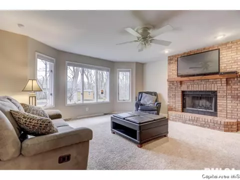 625 Tecumseh, Springfield, IL 62711 photo 6