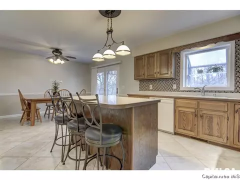 625 Tecumseh, Springfield, IL 62711 photo 13