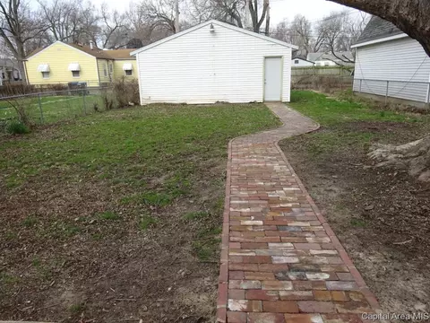 1845 S 13th St, Springfield, IL 62703 photo 30