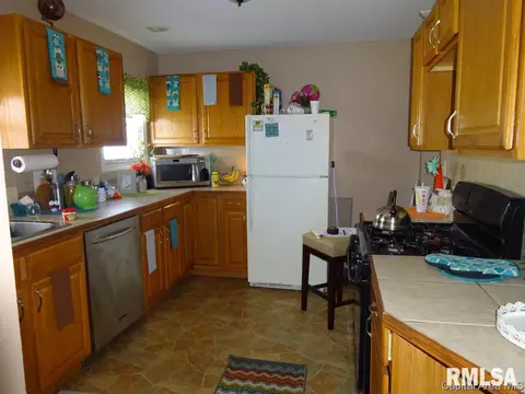 1845 S 13th St, Springfield, IL 62703 photo 14