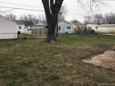 10 Hedge Dr, Springfield, IL 62702 photo 3