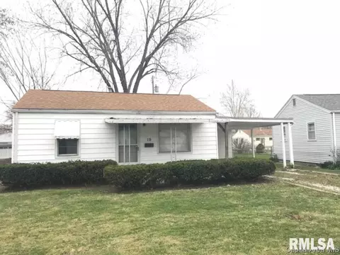 10 Hedge Dr, Springfield, IL 62702 photo 1