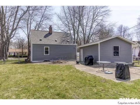 2131 E Hood St, Springfield, IL 62703 photo 22