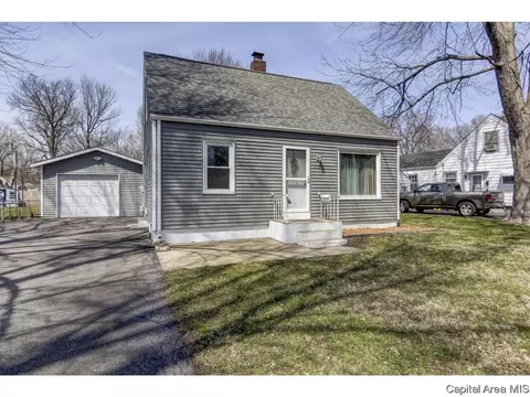 2131 E Hood St, Springfield, IL 62703 photo 2