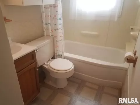 1716 N 20th St, Springfield, IL 62702 photo 6