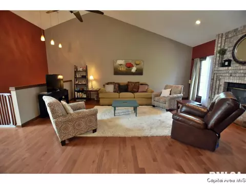 2005 Briar Ct, Springfield, IL 62704 photo 3
