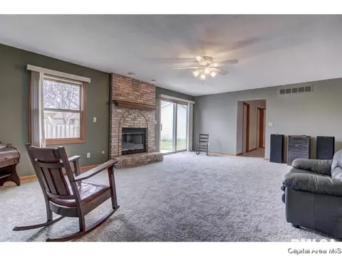 1413 Azalea Ct, Springfield, IL 62712 photo 3