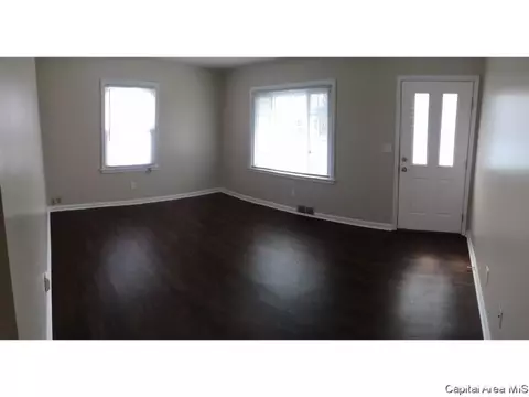 6 W Grand Ct, Springfield, IL 62704 photo 2
