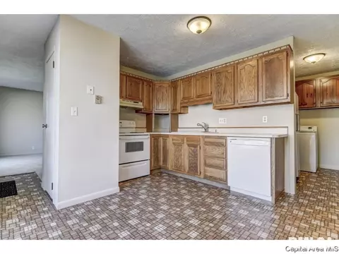 1829 Hastings Rd, Springfield, IL 62702 photo 6