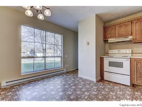 1829 Hastings Rd, Springfield, IL 62702 photo 8