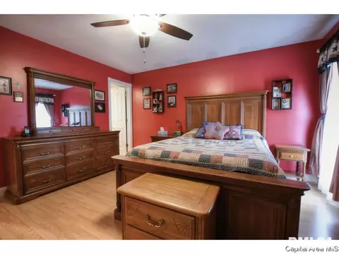 305 Astoria Rd, Springfield, IL 62704 photo 13