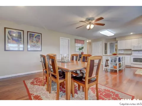 2315 Montclair, Springfield, IL 62704 photo 7