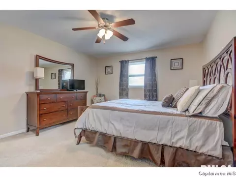 2315 Montclair, Springfield, IL 62704 photo 21