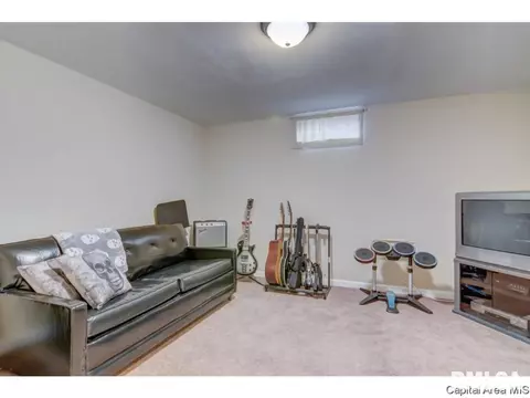 2315 Montclair, Springfield, IL 62704 photo 24