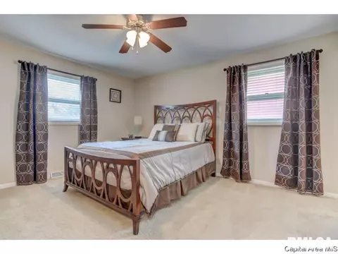 2315 Montclair, Springfield, IL 62704 photo 22