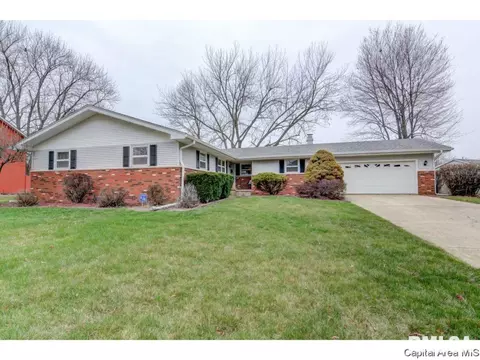 2315 Montclair, Springfield, IL 62704 photo 1