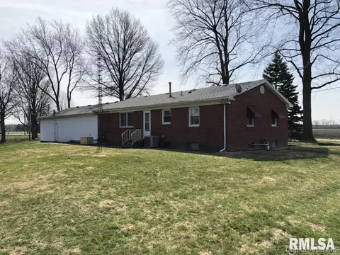 4437 Laverna Rd, Springfield, IL 62707 photo 2