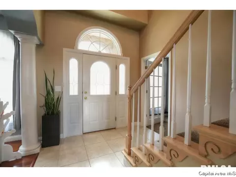 6404 Twelve Oaks Ct, Springfield, IL 62712 photo 3