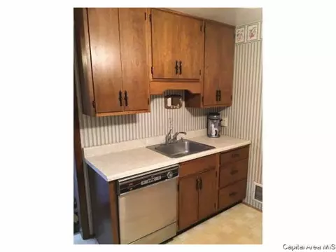 1808 N 19th St, Springfield, IL 62702 photo 4