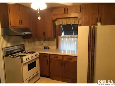 1808 N 19th St, Springfield, IL 62702 photo 3