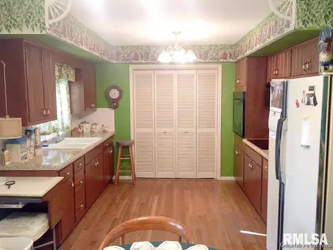 82 Andover, Springfield, IL 62704 photo 9