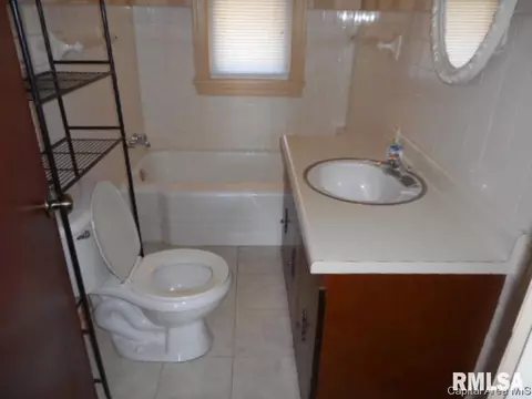 2619 S Spring St, Springfield, IL 62704 photo 10