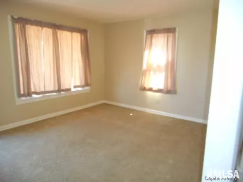 2619 S Spring St, Springfield, IL 62704 photo 8