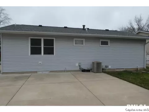 2232 Dunwich Dr, Springfield, IL 62702 photo 15