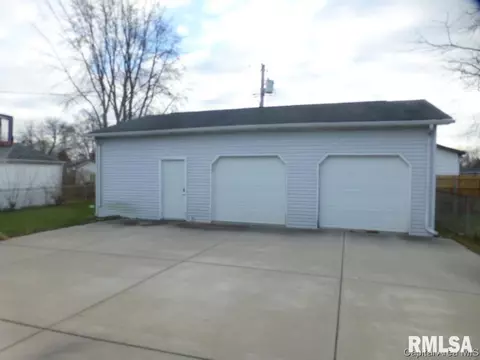 2232 Dunwich Dr, Springfield, IL 62702 photo 14