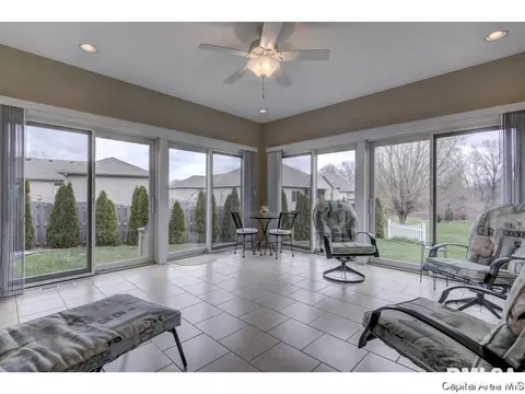 6608 Phlox Dr, Springfield, IL 62712 photo 22