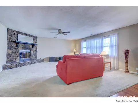3105 S 2nd St, Springfield, IL 62703 photo 16