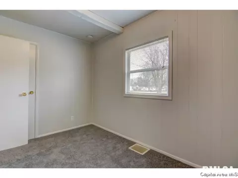 3105 S 2nd St, Springfield, IL 62703 photo 23