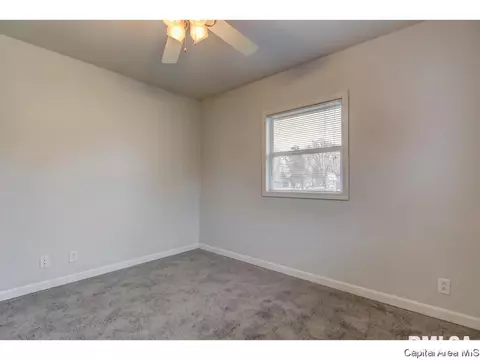 3105 S 2nd St, Springfield, IL 62703 photo 20