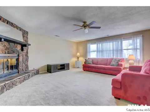 3105 S 2nd St, Springfield, IL 62703 photo 17