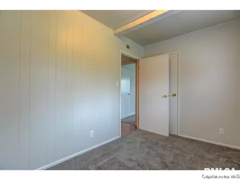 3105 S 2nd St, Springfield, IL 62703 photo 22