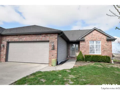 2701 Richardson Dr, Springfield, IL 62711 photo 1