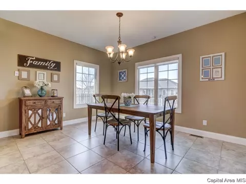 2805 Covered Wagon, Springfield, IL 62711 photo 12
