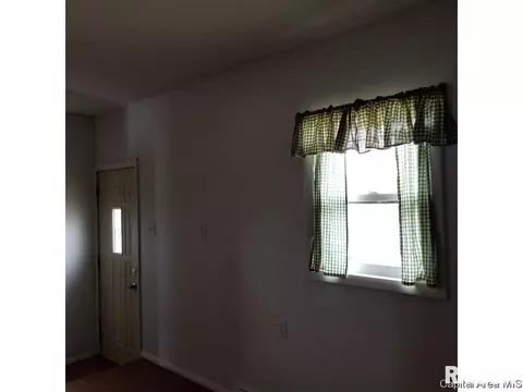 1014 Crosby St, Cornland, IL 62519 photo 4