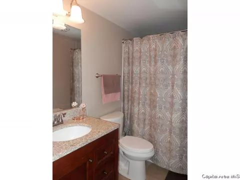 310 N Cedar, Abingdon, IL 61410 photo 16