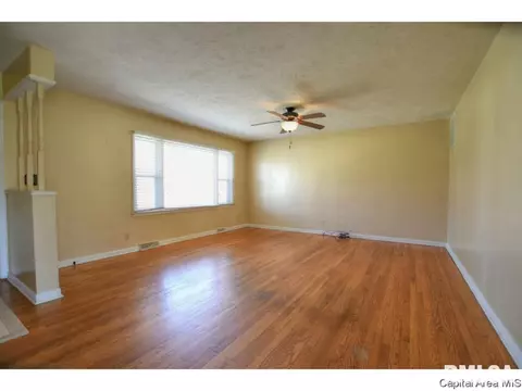 6 Illmo Dr, Springfield, IL 62711 photo 5