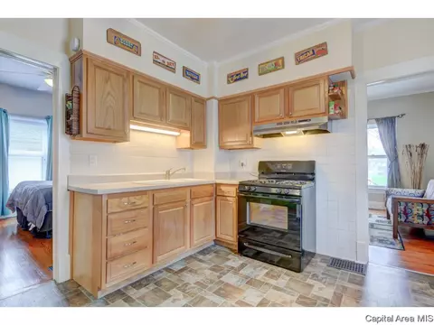 2014 N 16th St, Springfield, IL 62702 photo 9