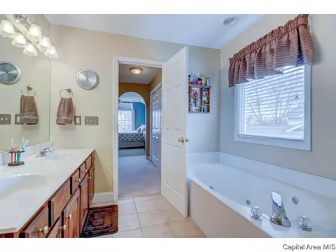 2720 Cronin Dr, Springfield, IL 62711 photo 29