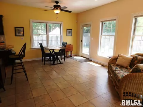 2320 Lake Crst, Springfield, IL 62712 photo 14
